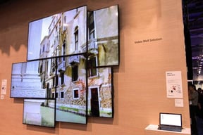 Mosaik-Videowand powered by Userful auf der Infocomm 2018