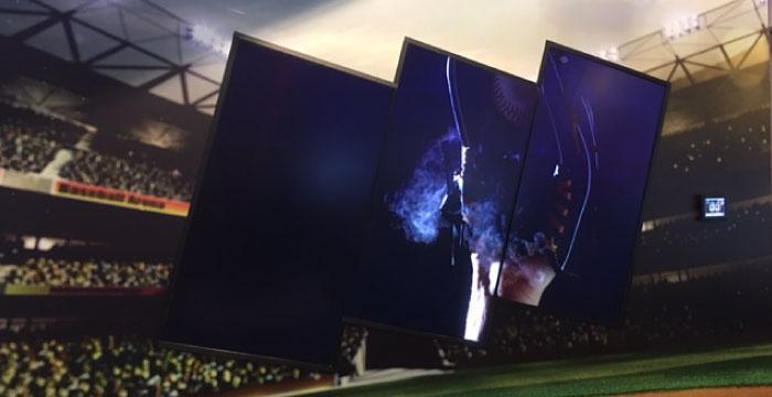 3 Panel 4K LED Videowand, die einen Baseball zeigt, der von einer Hand in einem Baseballhandschuh gefangen wird